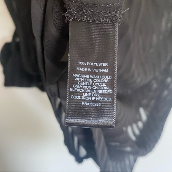 Express black long sleeve 2 pockets blouse size XS lightweight button down - Picture 7 of 8